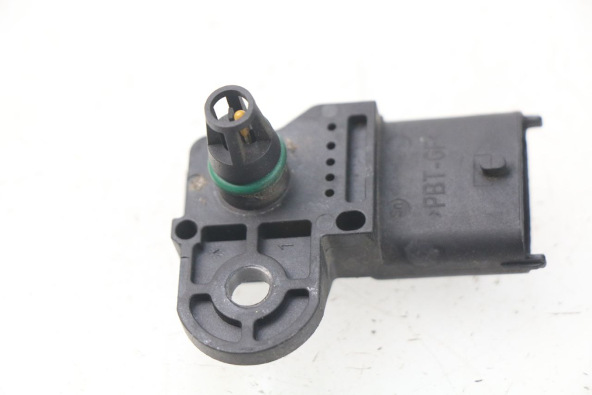 photo de LUCHTDRUKSENSOR MV AGUSTA BRUTALE R WALLY 910 (2008 - 2008) - Andere kijkhoek