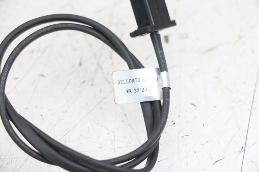 photo de LUCHTDRUKSENSOR SYM CROX 4T 50 (2016 - 2023) - Andere kijkhoek