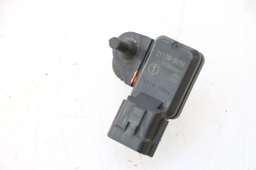 photo de LUCHTDRUKSENSOR KAWASAKI ER-6 ER6 N 650 (2005 - 2009) - Hoofdaanzicht