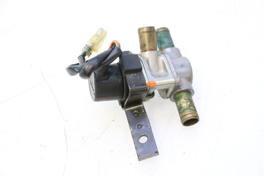 photo de LUCHTDRUKSENSOR YAMAHA FJR 1300 (2001 - 2005) - Detail van het onderdeel