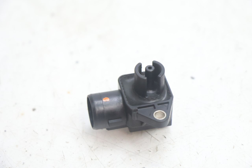 photo de LUCHTDRUKSENSOR HONDA FJS SILVER WING SILVERWING 400 (2005 - 2008) - Detail van het onderdeel
