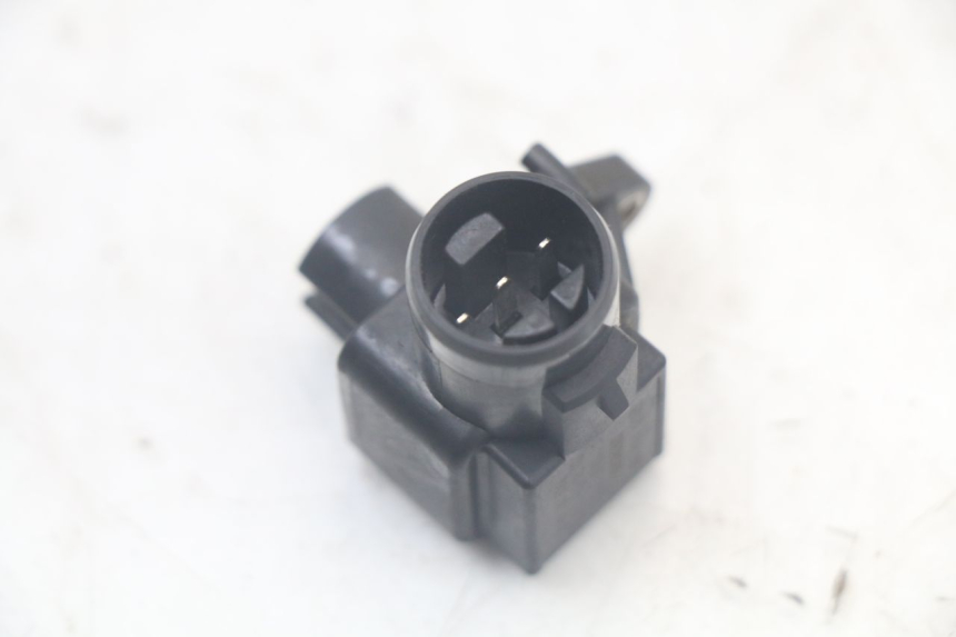 photo de LUCHTDRUKSENSOR HONDA FJS SILVERWING SILVER WING 600 (2001 - 2010) - Andere kijkhoek