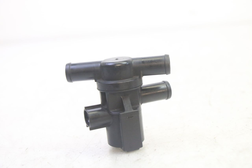 photo de LUCHTDRUKSENSOR YAMAHA FZ6 N FAZER 600 (2004 - 2006) - Hoofdaanzicht