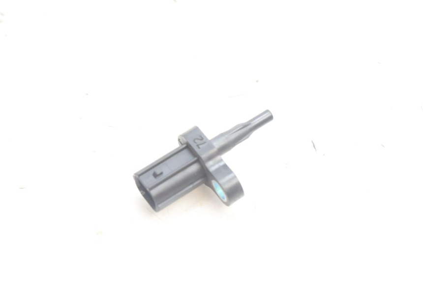 photo de LUCHTDRUKSENSOR YAMAHA FZ8 800 (2010 - 2016) - Detail van het onderdeel