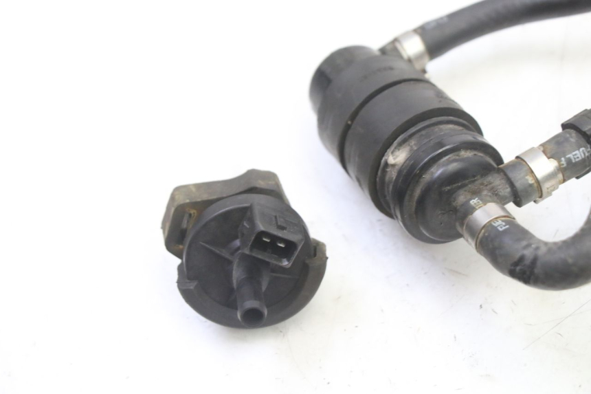 photo de LUCHTDRUKSENSOR BMW G310 R 310 (2016 - 2020) - Overzicht