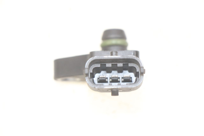 photo de LUCHTDRUKSENSOR GILERA GP 800 (2007 - 2013) - Detail van het onderdeel
