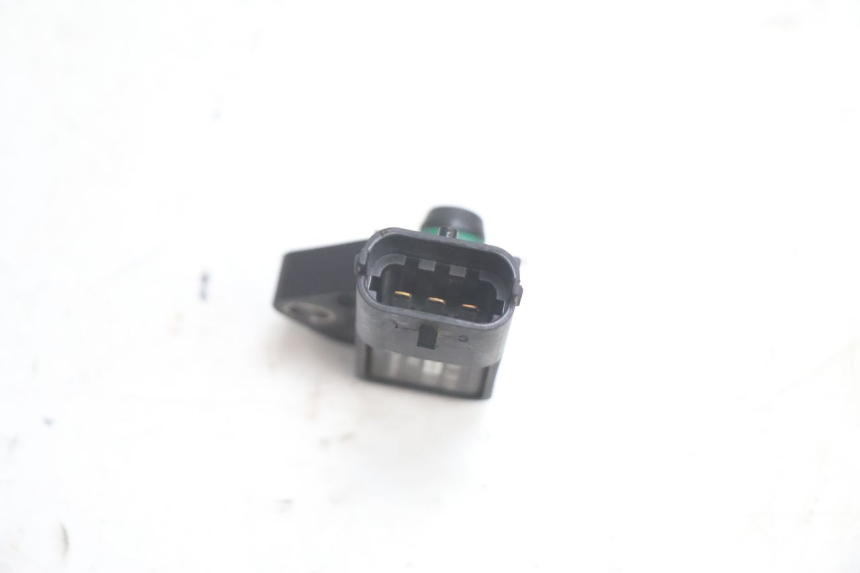 photo de LUCHTDRUKSENSOR GILERA GP 800 (2007 - 2013) - Technische close-up