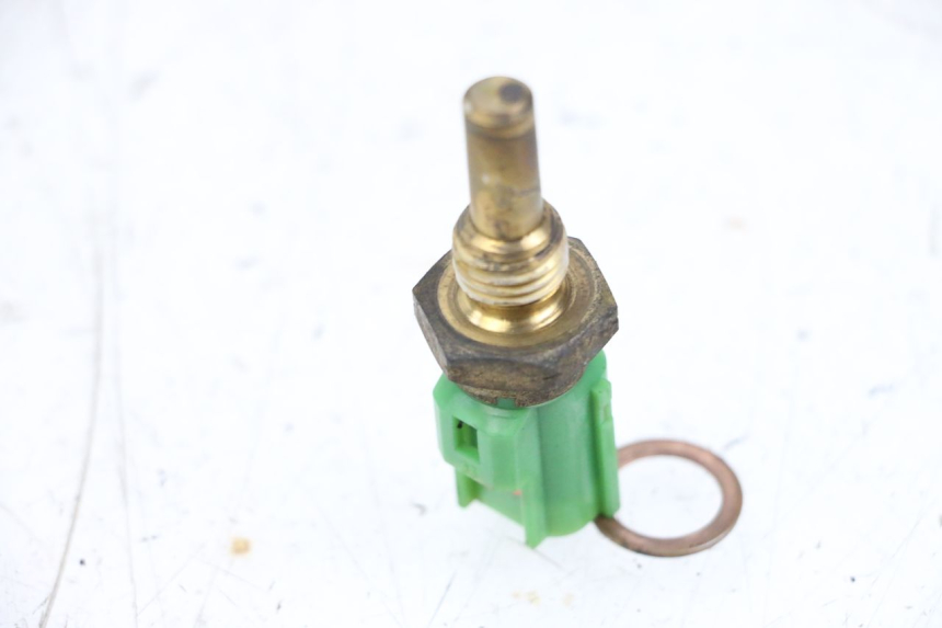 photo de LUCHTDRUKSENSOR SUZUKI GSXR GSX-R 1000 (2003 - 2004) - Detail van het onderdeel