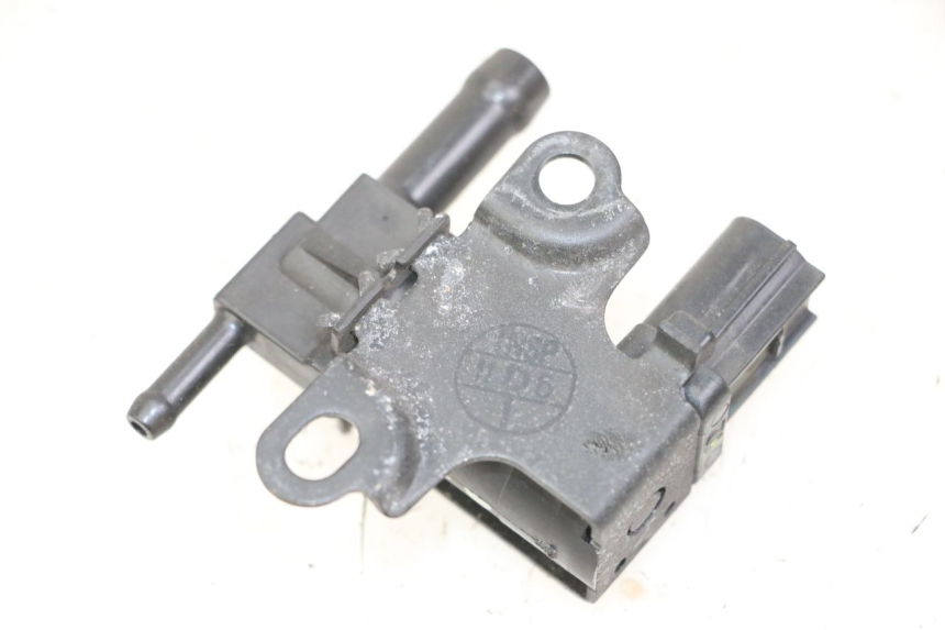 photo de LUCHTDRUKSENSOR HONDA FORZA 125 (2021 - 2025) - Detail van het onderdeel