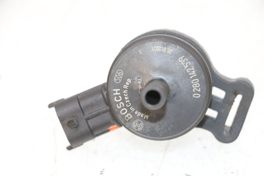 photo de LUCHTDRUKSENSOR PIAGGIO MP3 HPE 300 (2019 - 2026) - Hoofdaanzicht