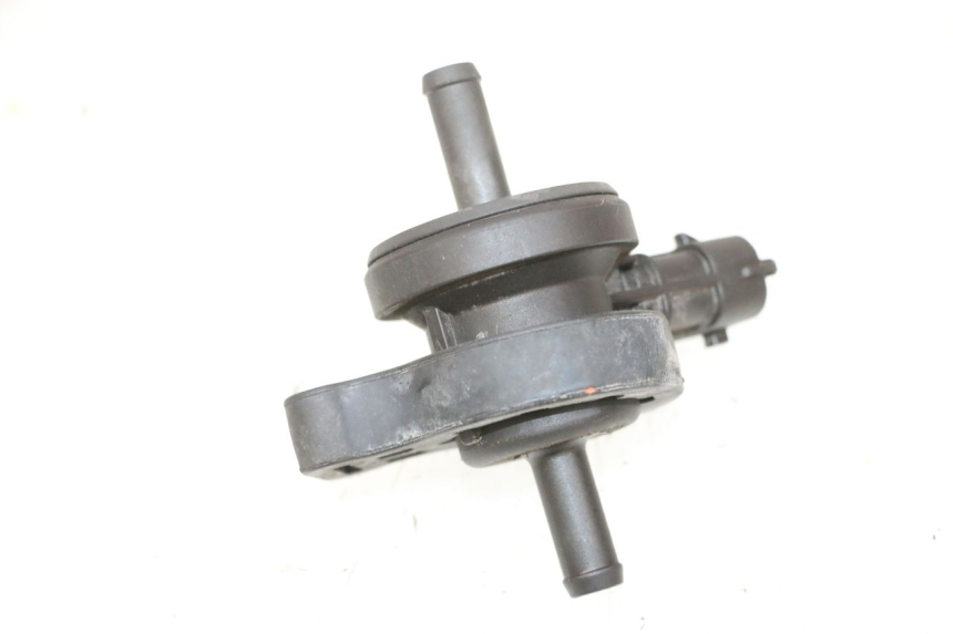 photo de LUCHTDRUKSENSOR PIAGGIO MP3 HPE 300 (2019 - 2026) - Technische close-up