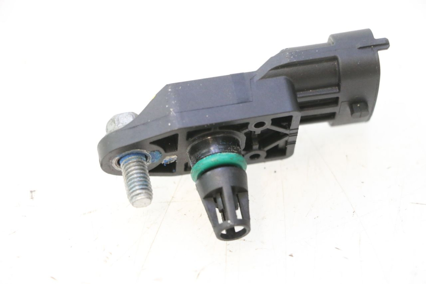photo de LUCHTDRUKSENSOR PIAGGIO MP3 HPE 530 (2022 - 2026) - Andere kijkhoek