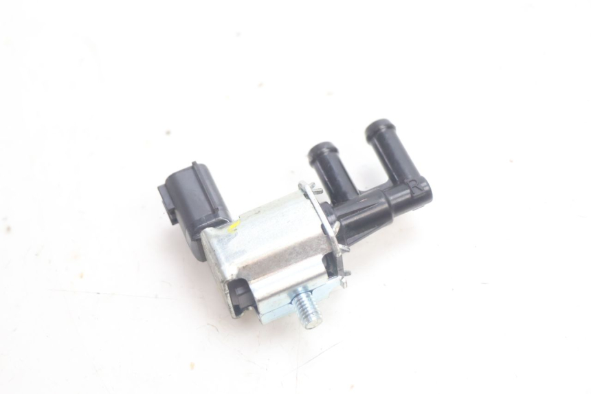 photo de LUCHTDRUKSENSOR PIAGGIO MP3 HPE 530 (2022 - 2026) - Detail van het onderdeel