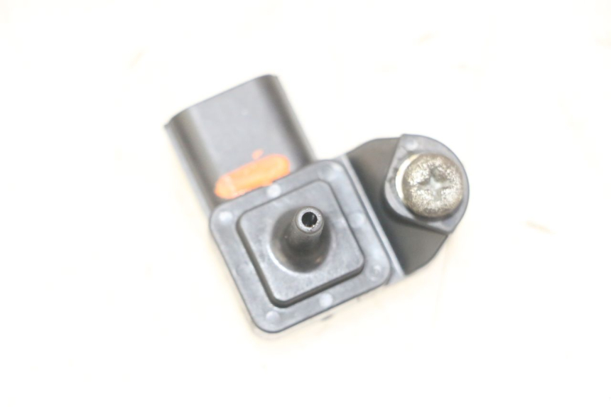 photo de LUCHTDRUKSENSOR HONDA NTV DEAUVILLE ABS 700 (2007 - 2016) - Hoofdaanzicht