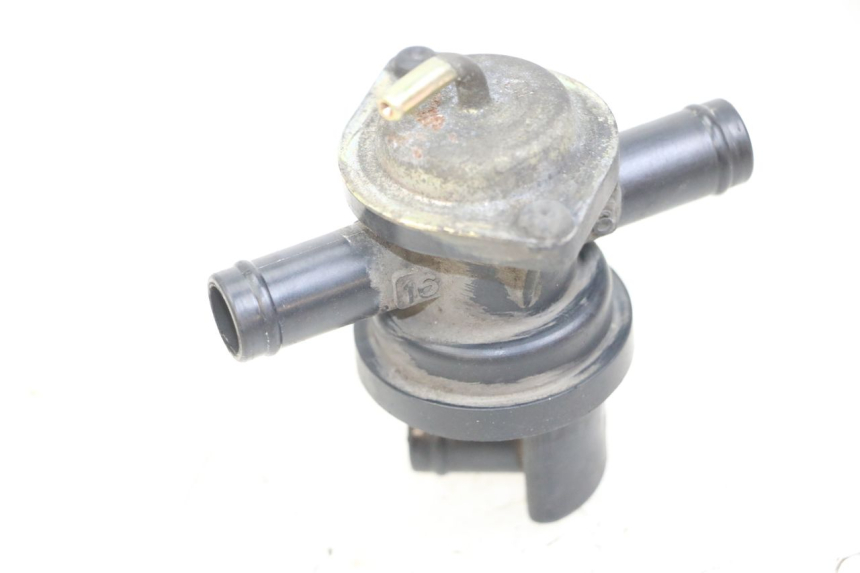 photo de LUCHTDRUKSENSOR HONDA NTV DEAUVILLE 650 (1998 - 2001) - Detail van het onderdeel