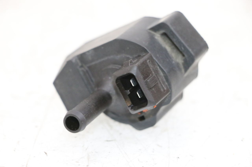 photo de LUCHTDRUKSENSOR BMW R GS 1250 (2021 - 2024) - Zoom op gebruiksstaat