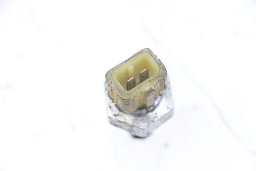 photo de LUCHTDRUKSENSOR PEUGEOT SATELIS COMPRESSOR K15 125 (2006 - 2009) - Andere kijkhoek