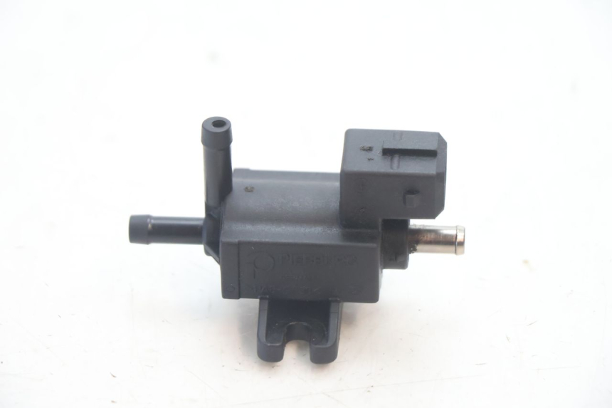 photo de LUCHTDRUKSENSOR CAN-AM SPYDER RS 1000 (2008 - 2012) - Detail van het onderdeel