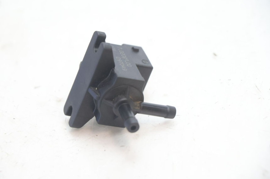photo de LUCHTDRUKSENSOR CAN-AM SPYDER RS 1000 (2008 - 2012) - Andere kijkhoek
