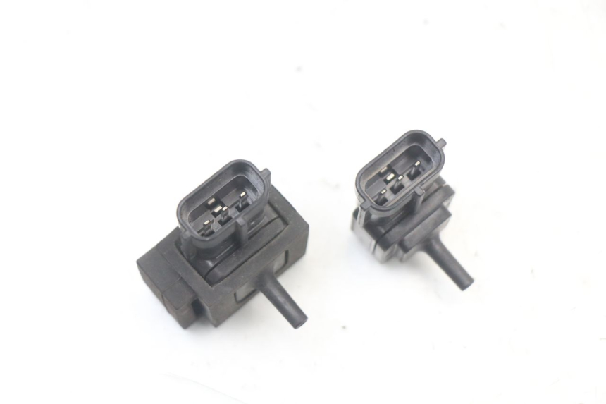 photo de LUCHTDRUKSENSOR SUZUKI GSR 750 (2011 - 2017) - Technische close-up