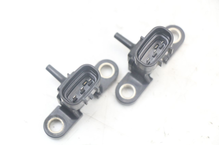 photo de LUCHTDRUKSENSOR YAMAHA TDM ABS 900 (2002 - 2014) - Technische close-up