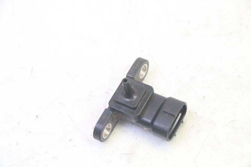 photo de LUCHTDRUKSENSOR YAMAHA TDM ABS 900 (2002 - 2014) - Detail van het onderdeel