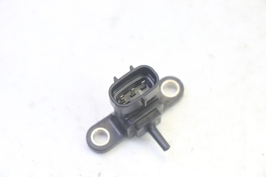photo de LUCHTDRUKSENSOR YAMAHA TDM ABS 900 (2002 - 2014) - Zoom op gebruiksstaat