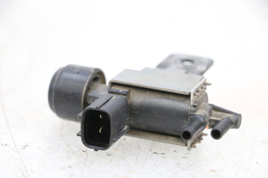 photo de LUCHTDRUKSENSOR YAMAHA TDM ABS 900 (2002 - 2014) - Andere kijkhoek