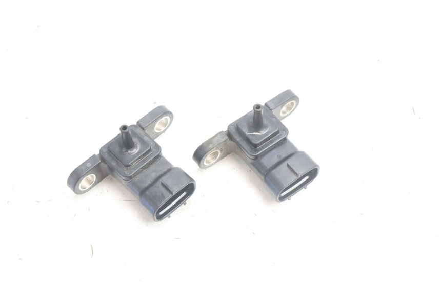 photo de LUCHTDRUKSENSOR YAMAHA TDM ABS 900 (2002 - 2014) - Detail van het onderdeel