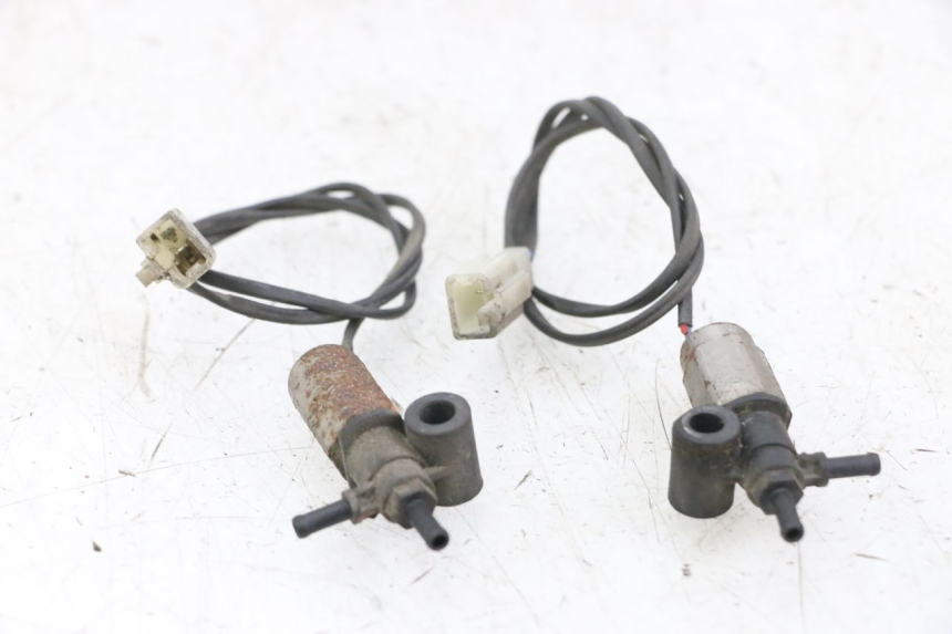 photo de LUCHTDRUKSENSOR PEUGEOT TWEET PRO CARGO 50 (2018 - 2022) - Andere kijkhoek