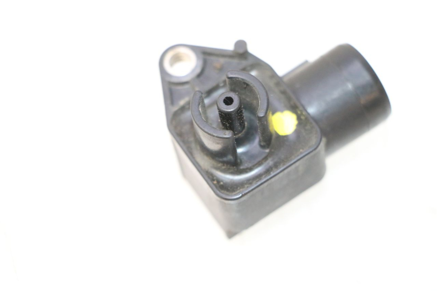photo de LUCHTDRUKSENSOR HONDA VFR FI RC46 800 (1998 - 2001) - Overzicht