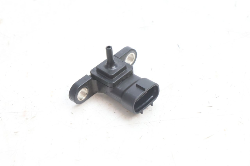 photo de LUCHTDRUKSENSOR YAMAHA X-MAX XMAX 125 (2010 - 2013) - Hoofdaanzicht