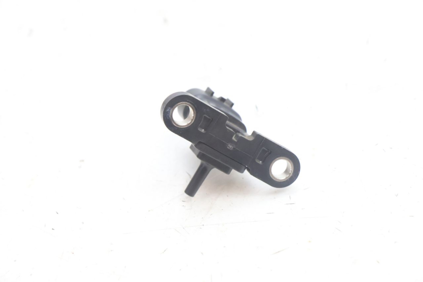 photo de LUCHTDRUKSENSOR YAMAHA X-MAX XMAX 125 (2010 - 2013) - Technische close-up