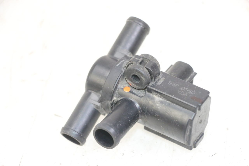 photo de LUCHTDRUKSENSOR YAMAHA XJ6 ABS 600 (2008 - 2016) - Andere kijkhoek