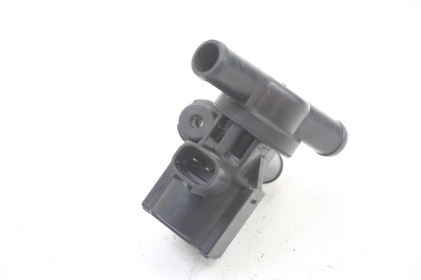 photo de LUCHTDRUKSENSOR YAMAHA XJ6 600 (2008 - 2016) - Detail van het onderdeel