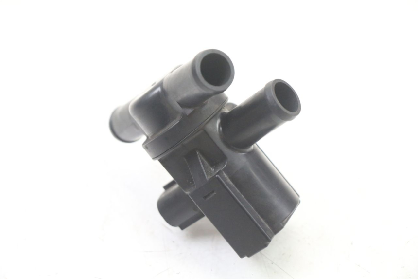 photo de LUCHTDRUKSENSOR YAMAHA XJ6 600 (2008 - 2016) - Zoom op gebruiksstaat