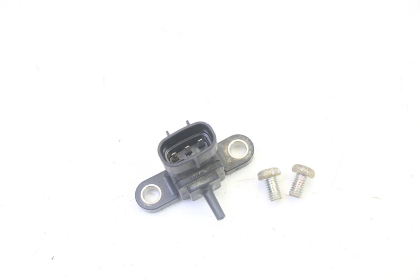 photo de LUCHTDRUKSENSOR YAMAHA YFM GRIZZLY 550 (2008 - 2015) - Detail van het onderdeel
