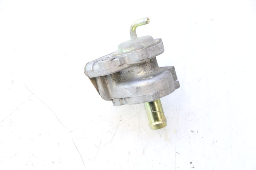 photo de LUCHTDRUKSENSOR YAMAHA YP MAJESTY 125 (2002 - 2006) - Andere kijkhoek