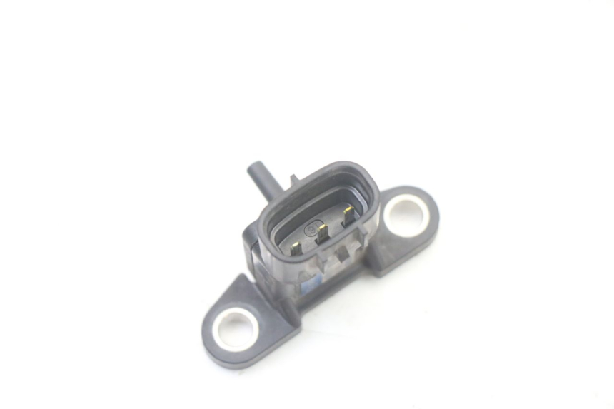 photo de LUCHTDRUKSENSOR YAMAHA YP X-MAX XMAX 400 (2014 - 2017) - Technische close-up