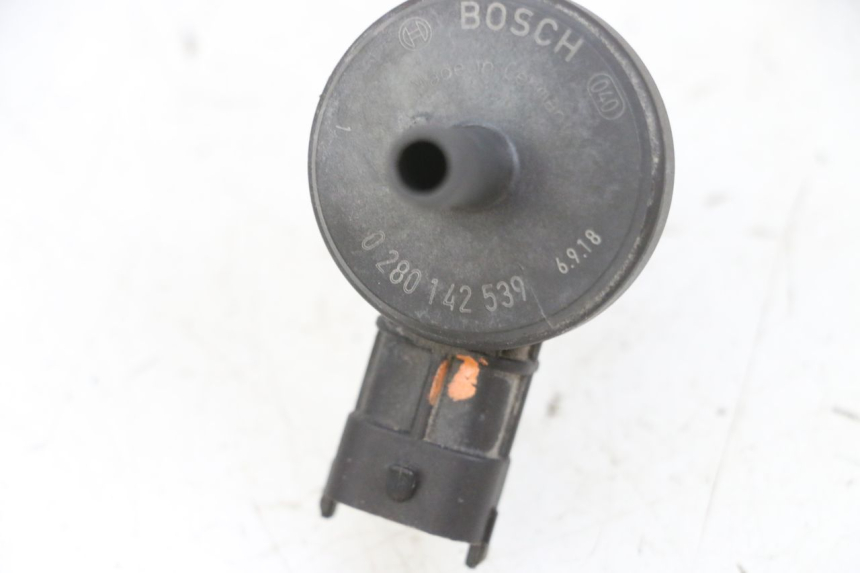 photo de LUCHTDRUKSENSOR PIAGGIO ZIP 4T 50 (2018 - 2020) - Zoom op gebruiksstaat