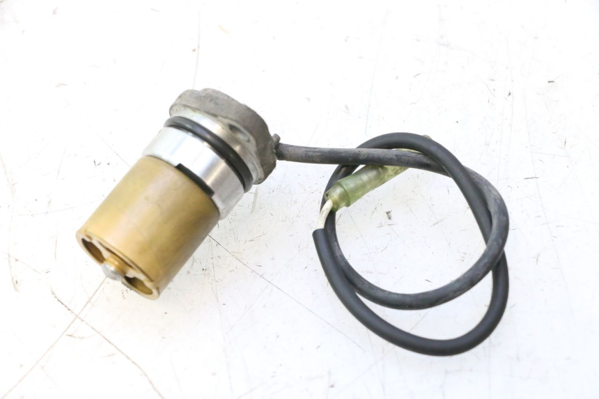 photo de OLIEDRUKSENSOR SUZUKI BURGMAN EXECUTIVE ABS 650 (2006 - 2012) - Detail van het onderdeel