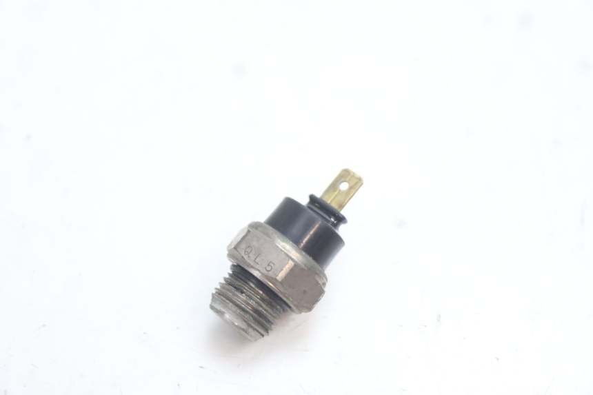 photo de OLIEDRUKSENSOR HONDA CB F HORNET 600 (2005 - 2006) - Hoofdaanzicht
