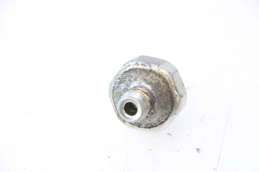photo de OLIEDRUKSENSOR KAWASAKI ER-6 ER6 N 650 (2005 - 2009) - Detail van het onderdeel