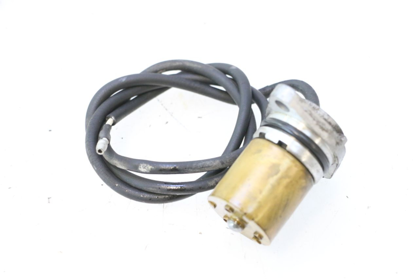 photo de OLIEDRUKSENSOR YAMAHA FJR 1300 (2001 - 2005) - Andere kijkhoek