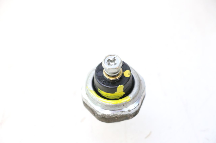 photo de OLIEDRUKSENSOR HONDA FJS SILVER WING SILVERWING 400 (2005 - 2008) - Zoom op gebruiksstaat