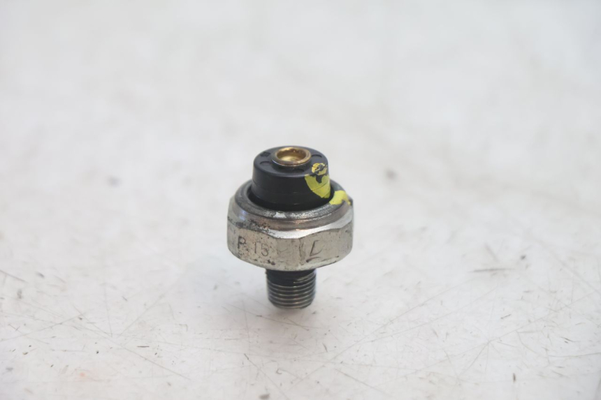photo de OLIEDRUKSENSOR HONDA FJS SILVER WING SILVERWING 400 (2005 - 2008) - Hoofdaanzicht
