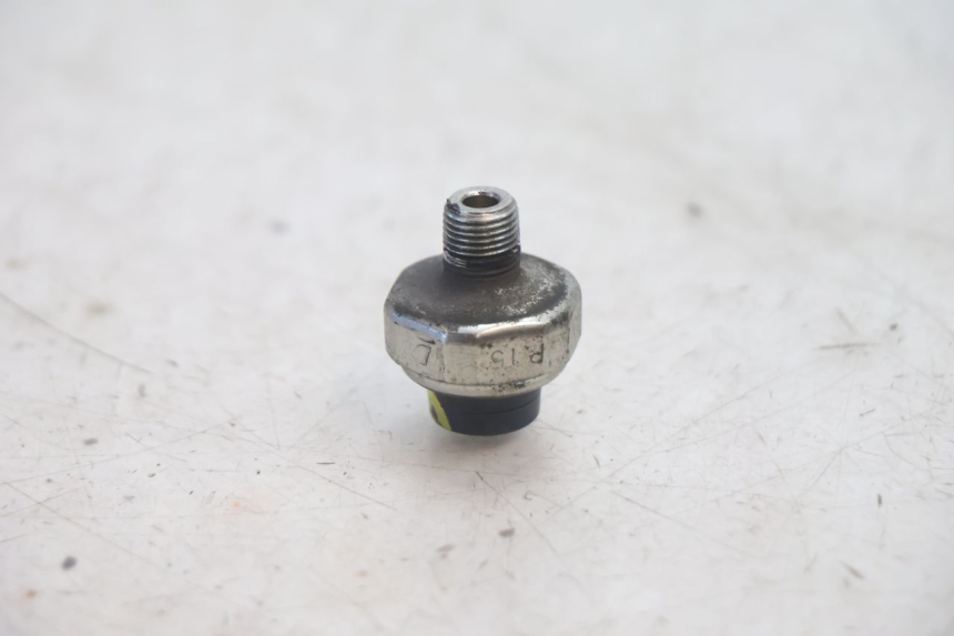 photo de OLIEDRUKSENSOR HONDA FJS SILVER WING SILVERWING 400 (2005 - 2008) - Zoom op gebruiksstaat