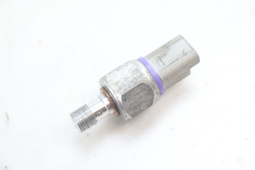 photo de REMMOLIEDRUKSENSOR PIAGGIO MP3 HPE 530 (2022 - 2026) - Detail van het onderdeel