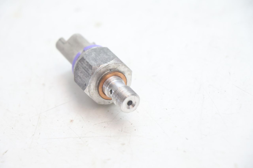 photo de REMMOLIEDRUKSENSOR PIAGGIO MP3 HPE 530 (2022 - 2026) - Andere kijkhoek
