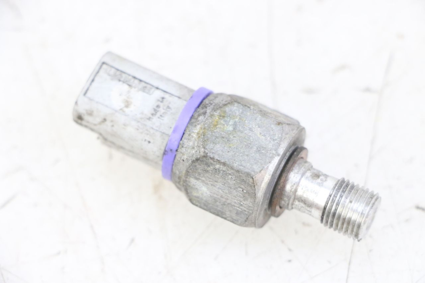 photo de OLIEDRUKSENSOR REMMEN PIAGGIO MP3 LT 300 (2010 - 2016) - Hoofdaanzicht